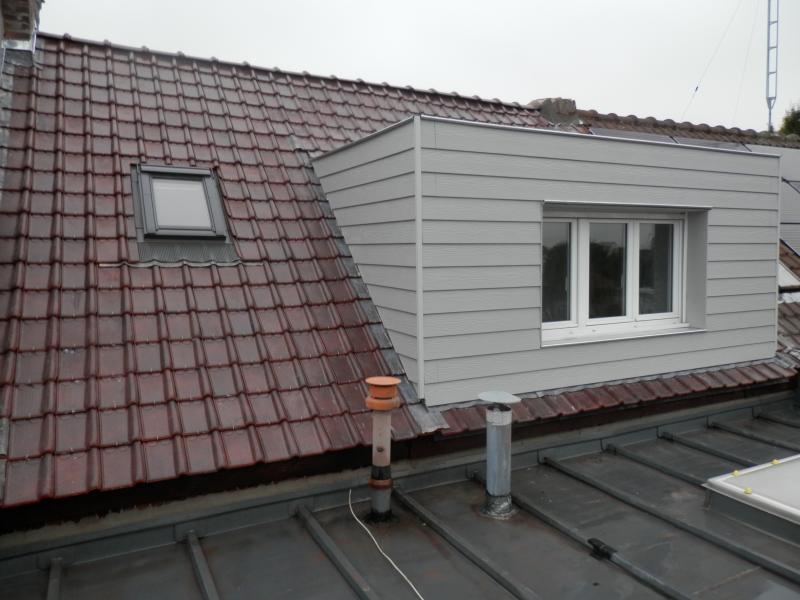 réalisation de chassis de toit en siding couleur gris